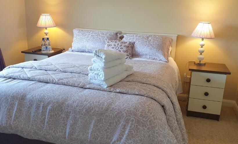 اتاق لوکس, Knightsbrook Guesthouse