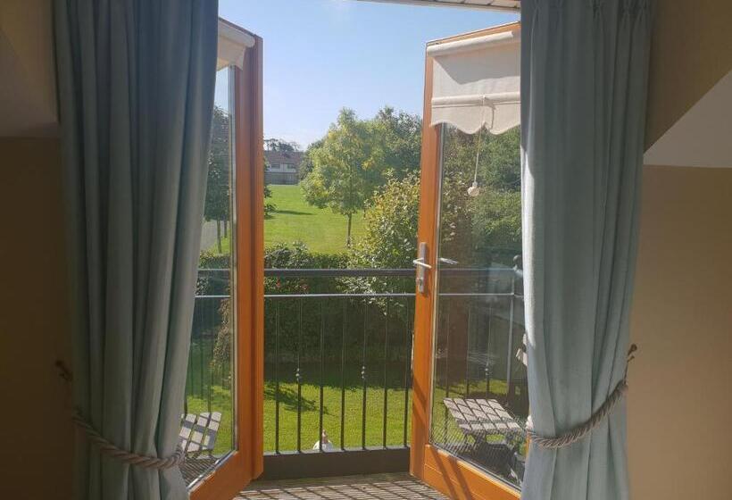 اتاق لوکس, Knightsbrook Guesthouse
