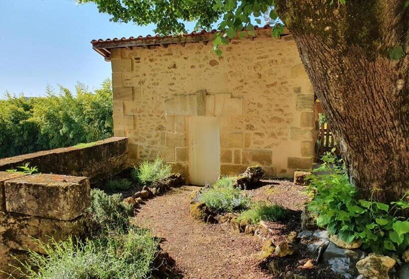 سوییت خانوادگی, Le Clos De La Canéda