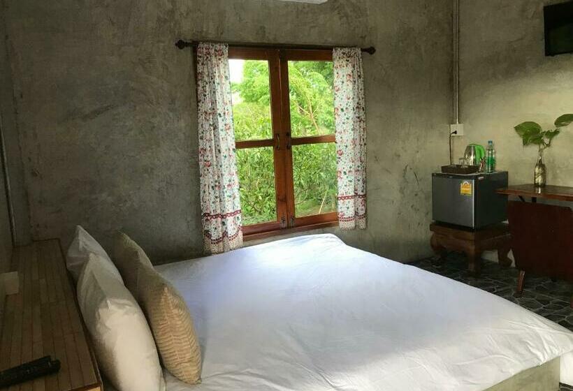 Бунгало Стандарт Вид на Сад, บ้านสวนศิริ Siri Garden
