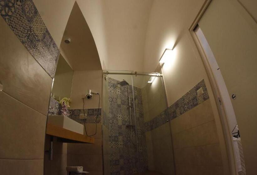 اتاق استاندارد, B&b Fontana La Stella