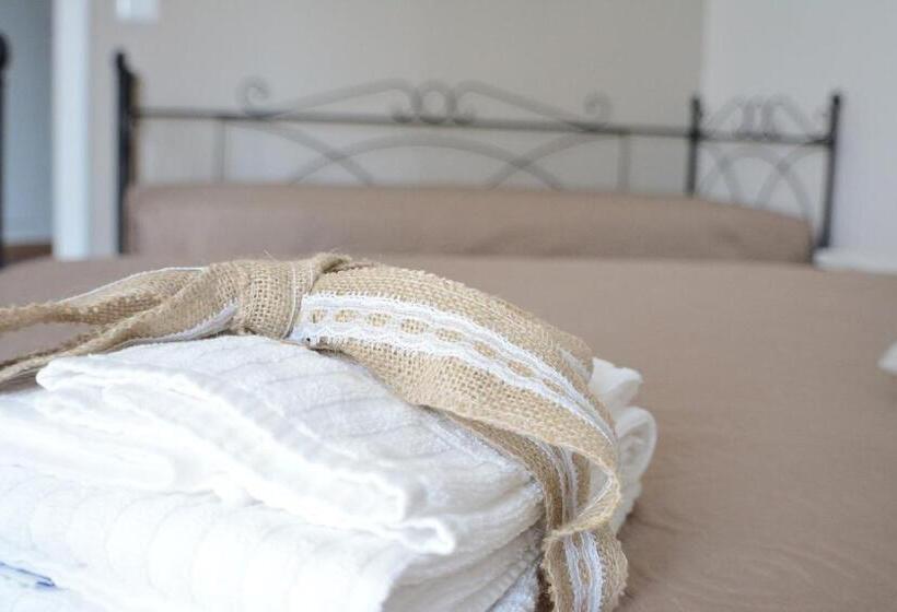 اتاق لوکس, B&b Fontana La Stella