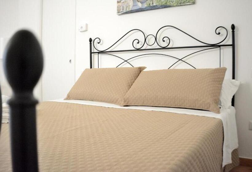 اتاق استاندارد, B&b Fontana La Stella