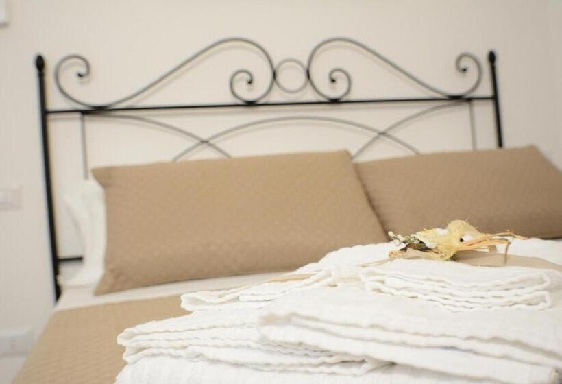 اتاق استاندارد, B&b Fontana La Stella