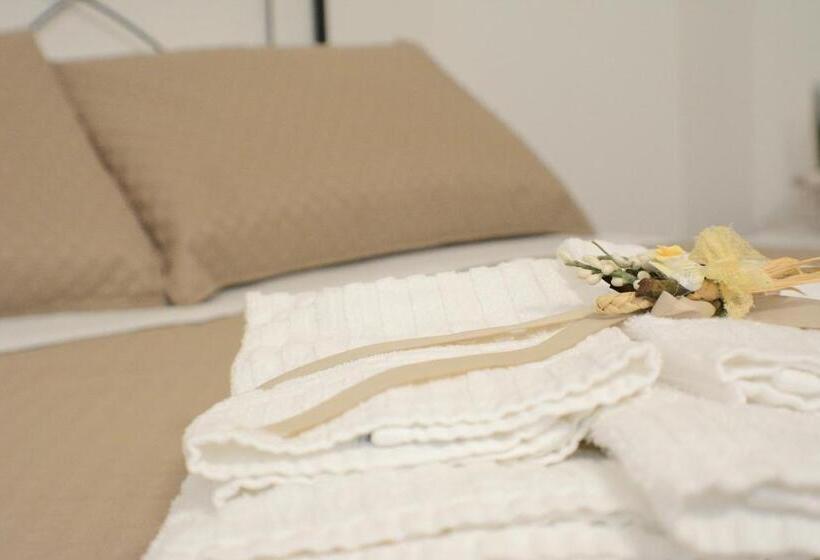 اتاق استاندارد, B&b Fontana La Stella