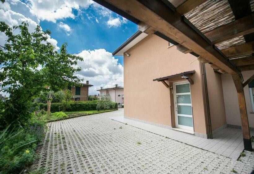 اتاق استاندارد سه نفره, B&b Da Viky