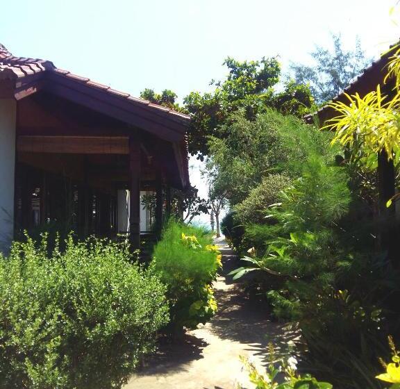 اتاق استاندارد, Yaya Bungalows Blue Coral