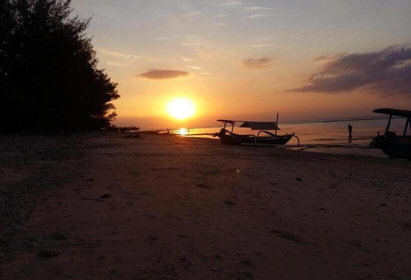 اتاق استاندارد با بالکن و چشم‌انداز دریا, Yaya Bungalows Blue Coral