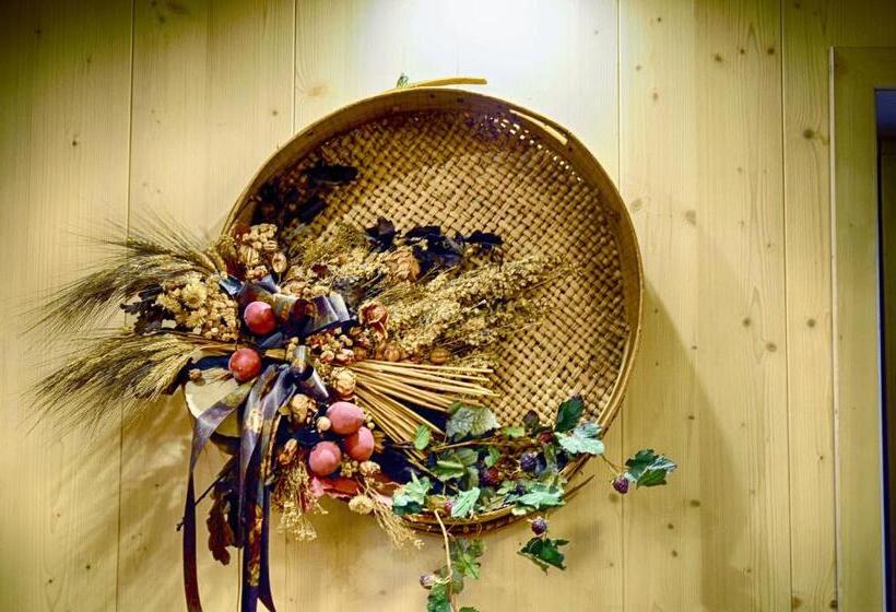 آپارتمان 1 خوابه با بالکن, Rosengarden Alpine Residence