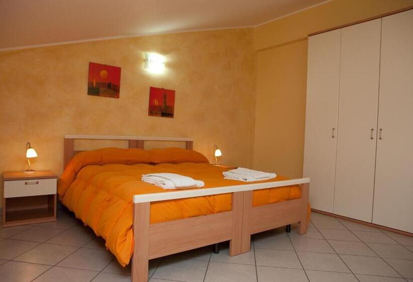 آپارتمان 3 خوابه, B&b Casa Mauro