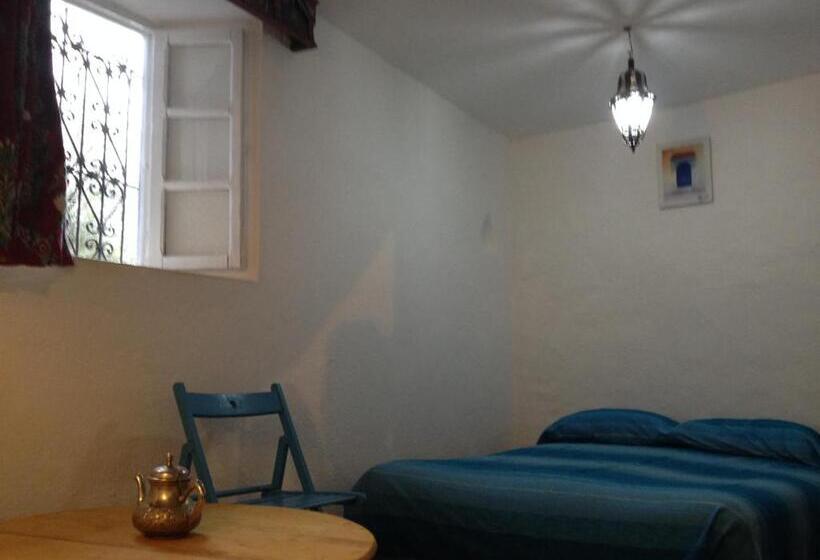 Casa 4 Quartos, Dar Onsar