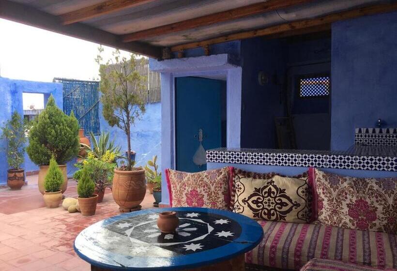 Quarto Triplo Economy, Dar Onsar