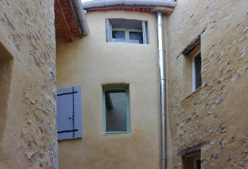 Семейный Номер, Gîte Pilpoil