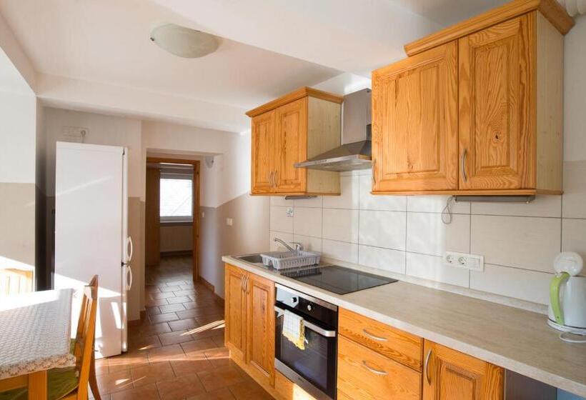 דירת 2 חדרים עם טרסה, Rooms And Apartments Jerman