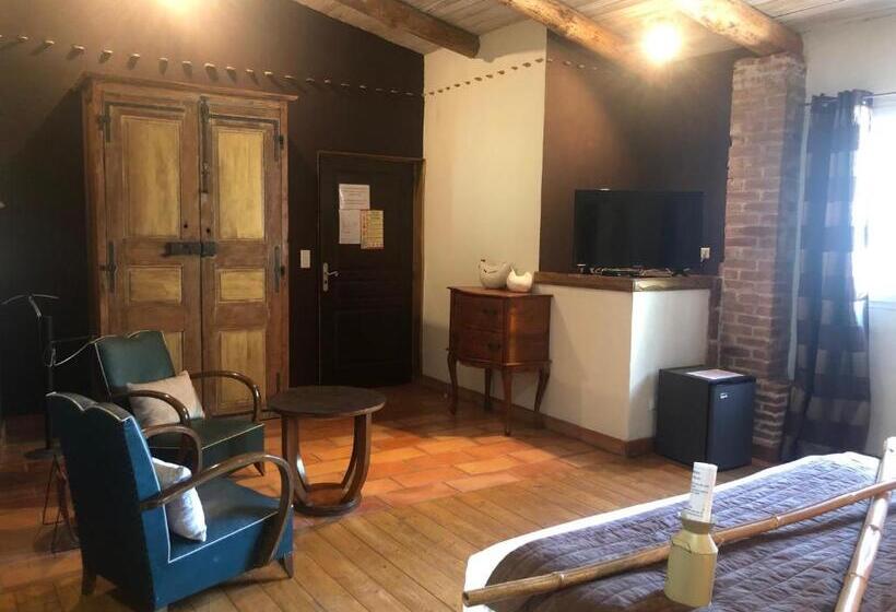 Люкс Кровать Кинг, Restaurant Et Chambres D Hôtes La Ferme De Cornadel