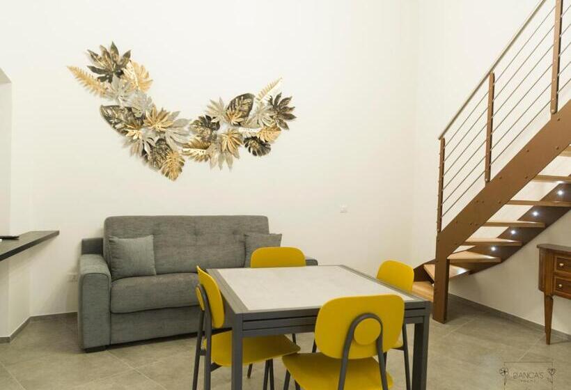 اتاق استاندارد چهار تخته, Bianca's Rooms
