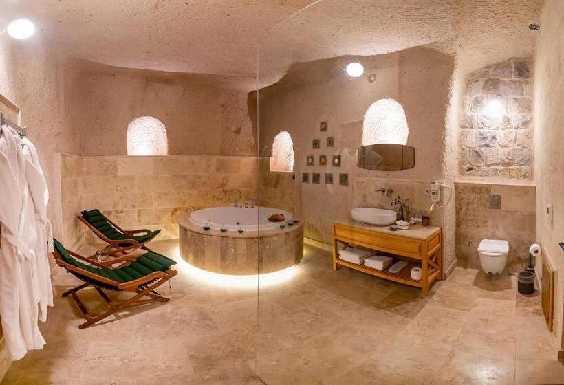 سوئیت با وان آب گرم, Peristyle Cave Cappadocia  Special Class