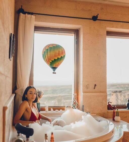اتاق استاندارد با وان آب گرم, Peristyle Cave Cappadocia  Special Class