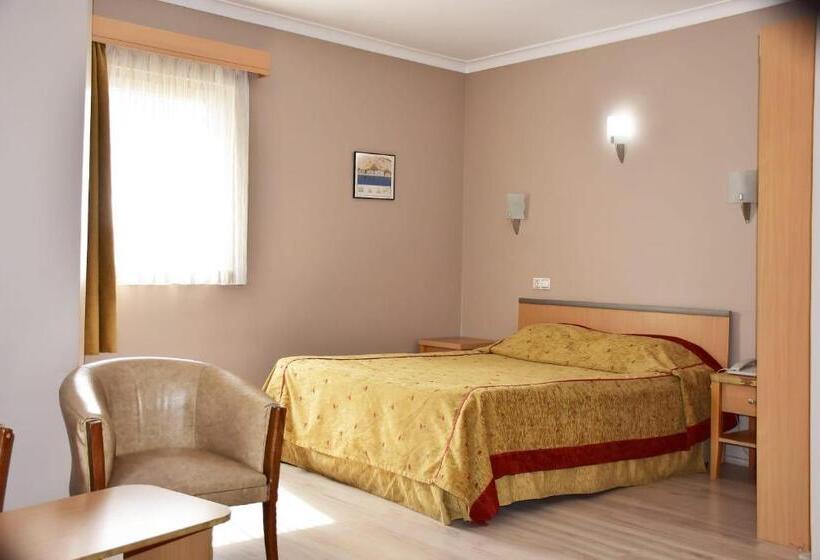 Номер Стандарт, Otel Ami̇ller