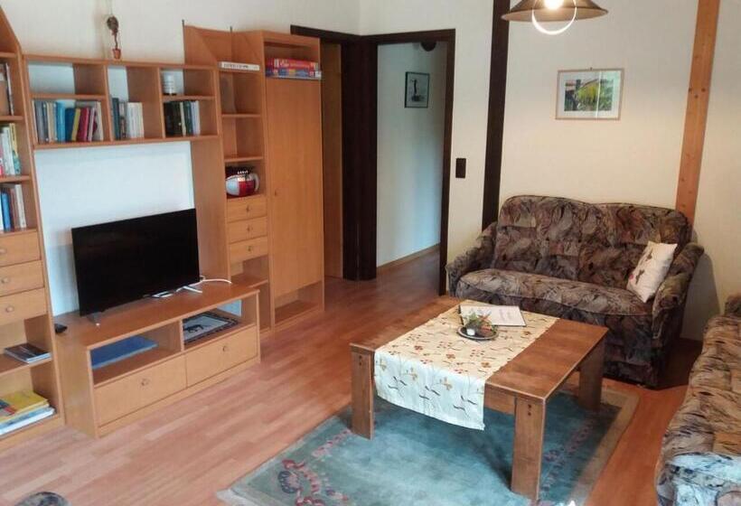 Апартаменты 2 Спальни, Holiday Park  Robinson