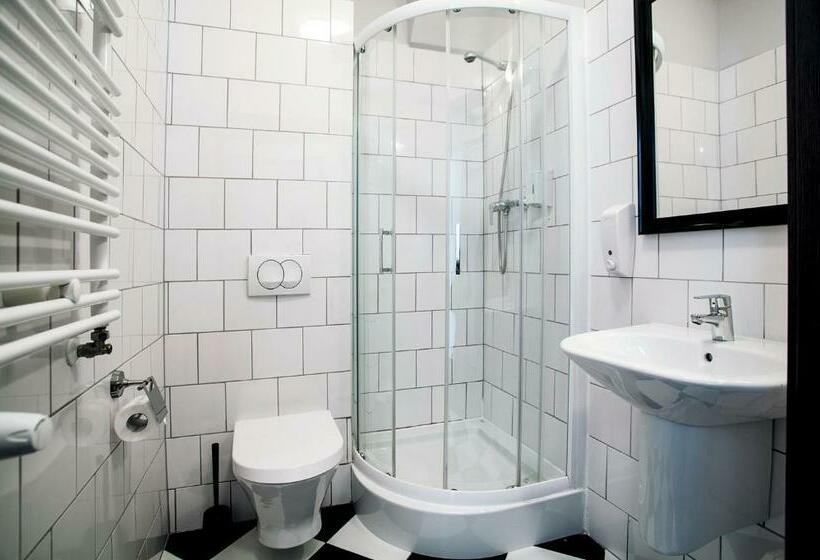 Номер Стандарт, Hostel Wratislavia