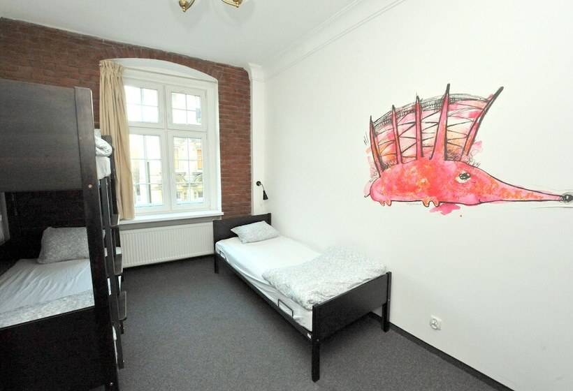 Номер Стандарт Трехместный, Hostel Wratislavia