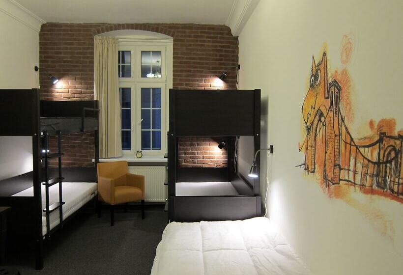 Кровать в Общей Комнате, Hostel Wratislavia