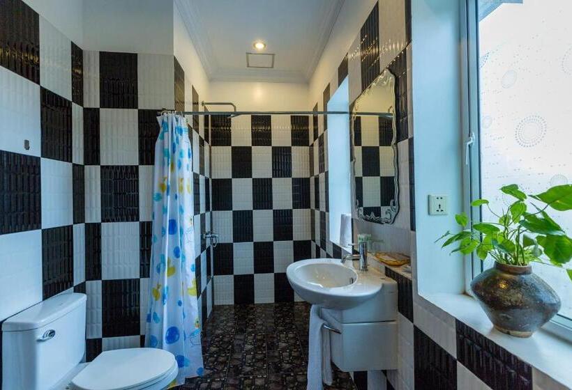 اتاق لوکس خانوادگی, Asanak D Angkor Boutique