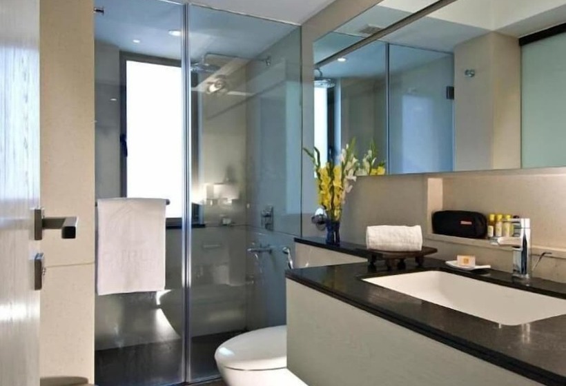 Номер Премиум, Citrus Hotel Lonavala