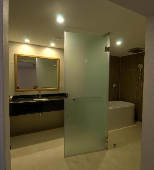 سوییت اجرایی, Ramee Dream Resort