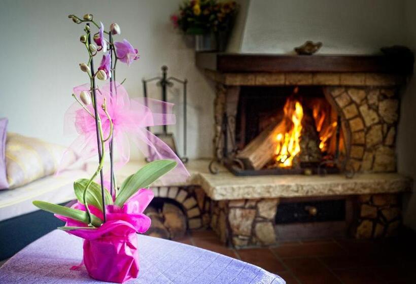 Apartamento 2 Dormitórios, Agriturismo Pescaia