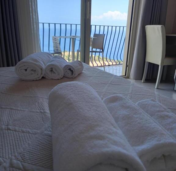 غرفة قياسية سرير كينج, Athena Charming Rooms