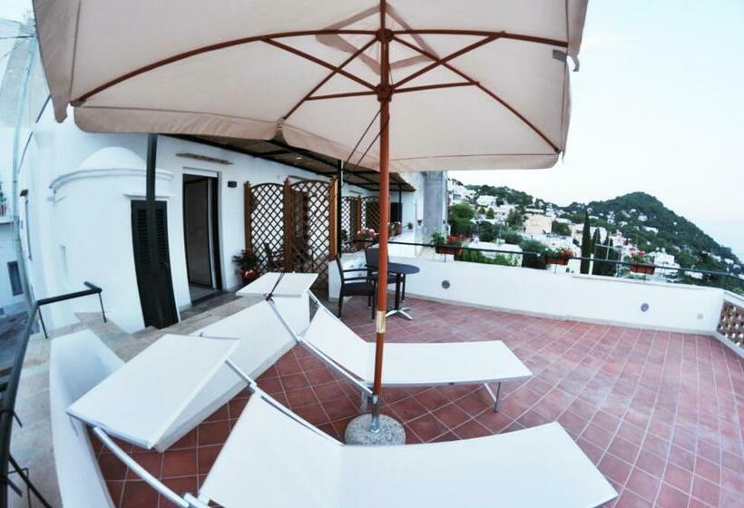 اتاق استاندارد با تراس, Casa Costanza