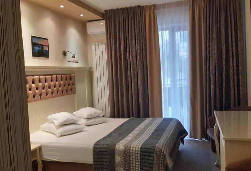 Standard Triple Room with Terrace, Holiday Maria