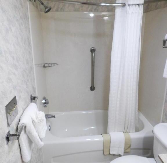 标准间, The Breakers Resort Inn