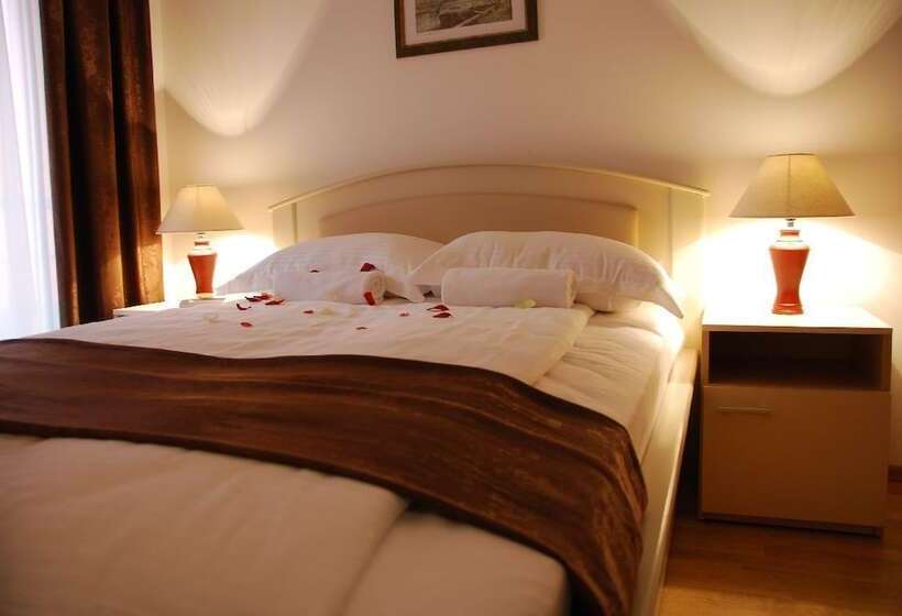 آپارتمان 1 خوابه, Sun Village Apartments