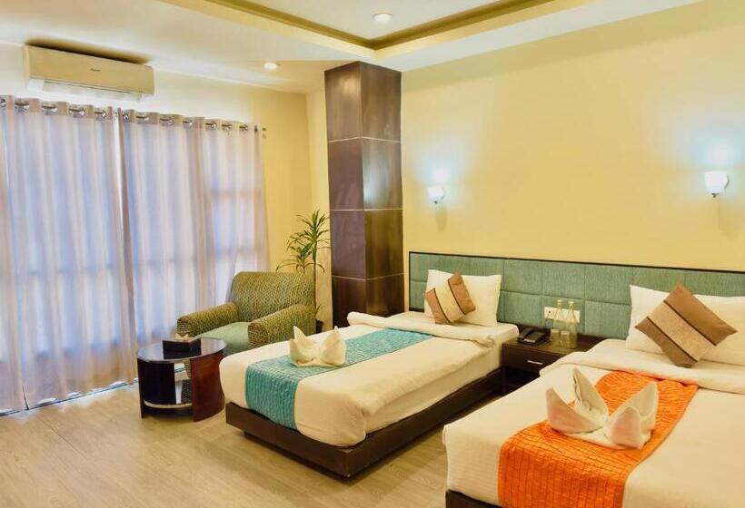 اتاق لوکس, Tara Palace Resort And Spa