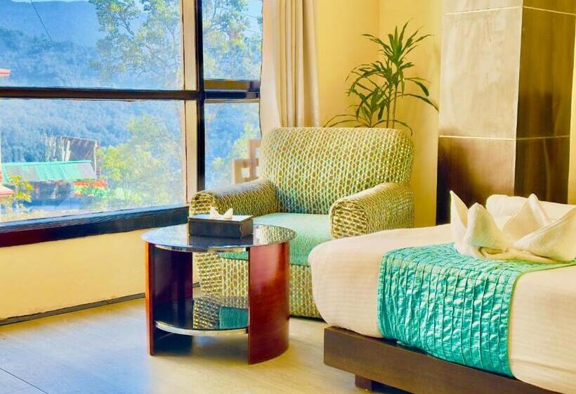 اتاق لوکس, Tara Palace Resort And Spa