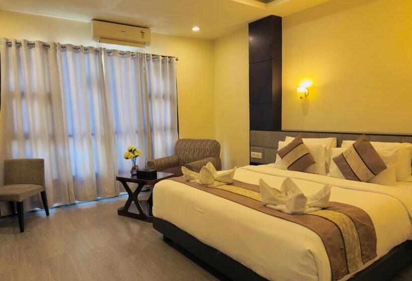 اتاق لوکس, Tara Palace Resort And Spa