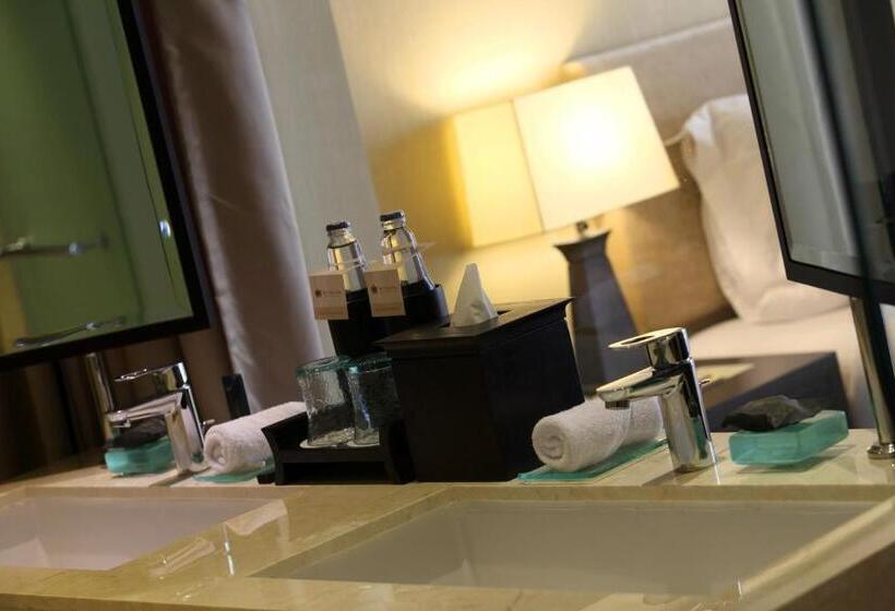 سوییت لوکس, Bali Nusa Dua