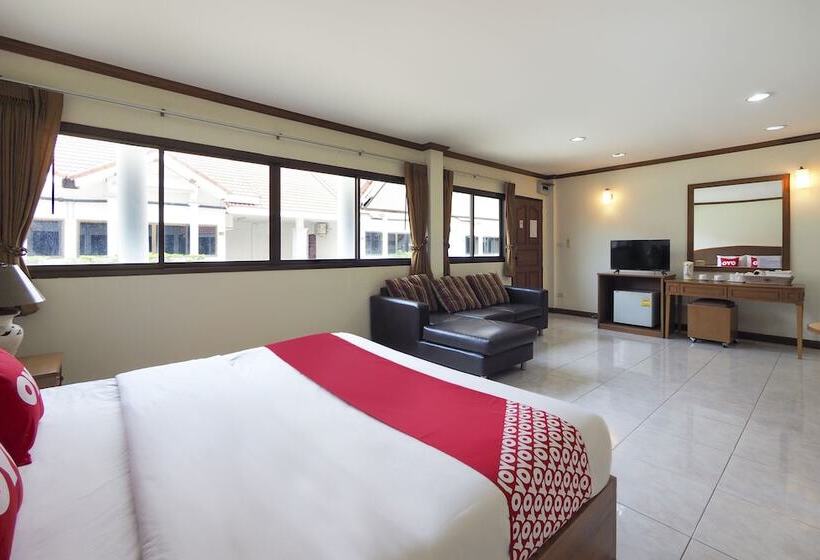 디럭스 룸, Golden Land