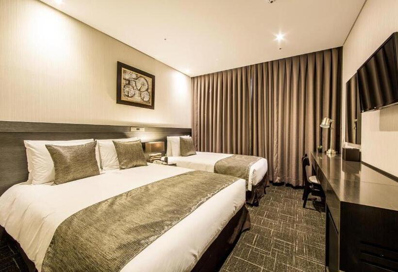 Quarto Deluxe, Golden Seoul