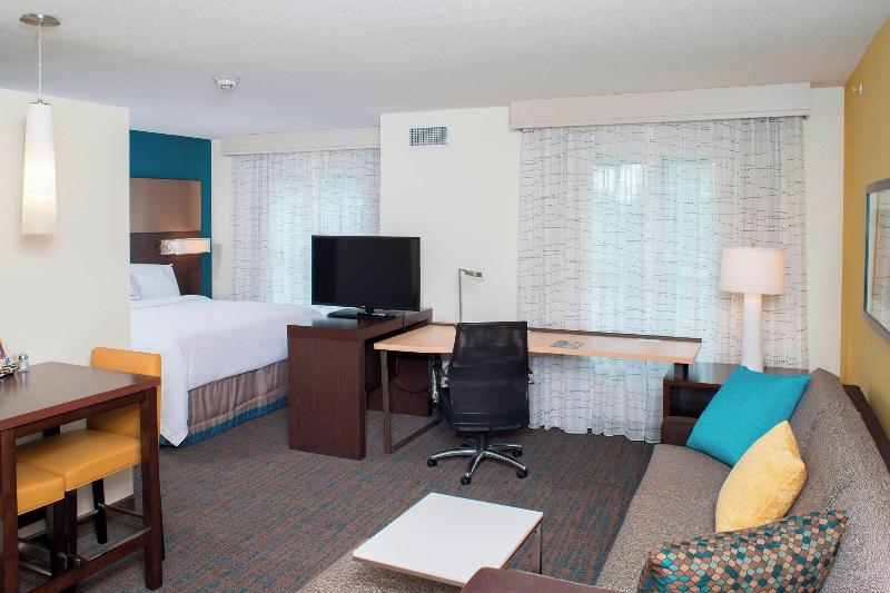 带大床的标准工作室, Residence Inn By Marriott Albany Clifton Park