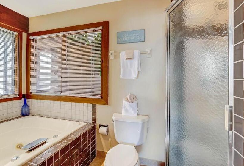 침실 3개 아파트, Oceanfront Pet Friendly Unit
