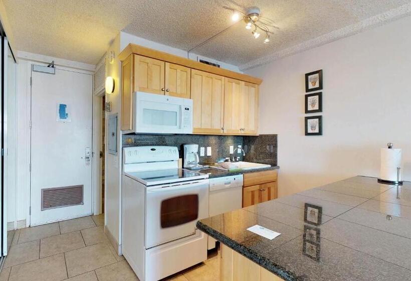 Standart Stüdyo, Maui Kai 507