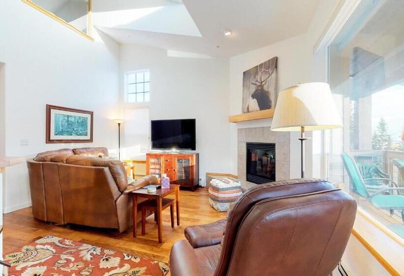 침실 3개 아파트, Wildernest Gore Trail Condo