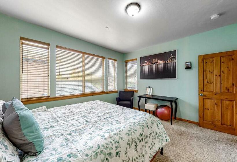 带2个卧室的公寓, Truckee Living