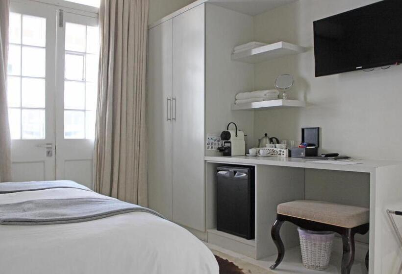 اتاق استاندارد با بالکن, Long Street Boutique