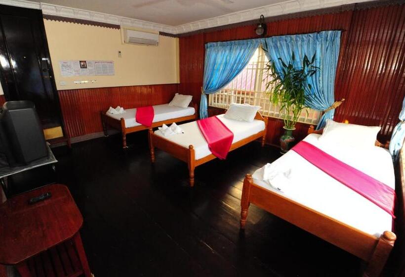 Номер Стандарт Трехместный, Okay Guesthouse Phnom Penh