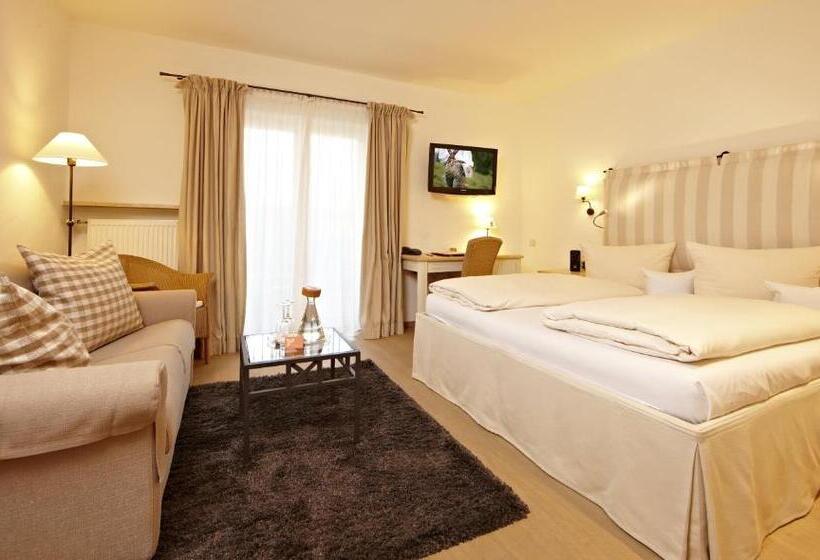 اتاق کلاسیک, Staudacherhof History & Lifestyle